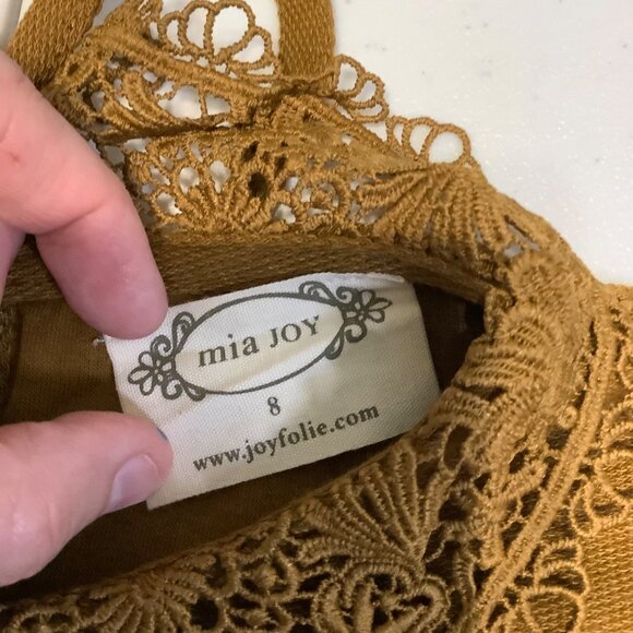 NWT Mia Joy Girl’s Dress Size 8 – XOXO, Puff Sleeve, Crocheted Collar, Holiday - Picture 4 of 9